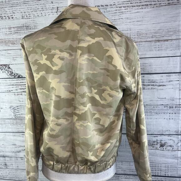 Nine West Zip Front Wind Breaker Jacket sz Extra Small Olive Green Cameo Zip - Picture 9 of 10